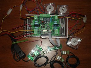 ШД и контроллер в сборе (4864 просмотра) <a class='original' href='./download/file.php?id=1010&sid=b03bcc34e791b89ccc2dbd2792f0f0f4&mode=view' target=_blank>Загрузить оригинал (202.22 КБ)</a>