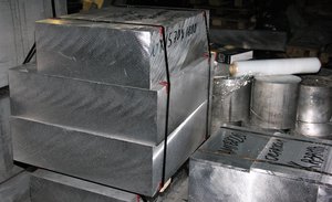 Для упаковки используем стрэйч-плёнку. (4964 просмотра) <a class='original' href='./download/file.php?id=101362&mode=view' target=_blank>Загрузить оригинал (4.69 МБ)</a>