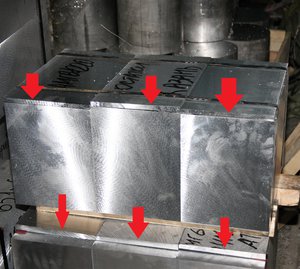 Эти пластины пойдут в дело. Заказчику проще было бы сфрезеровать. Нам несложно отрезать. (4964 просмотра) <a class='original' href='./download/file.php?id=101375&mode=view' target=_blank>Загрузить оригинал (3.52 МБ)</a>