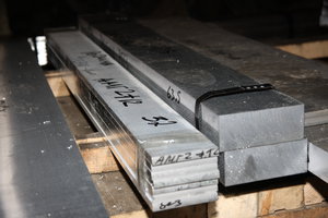 Удобные заготовки-полосы (из алюминиевых плит) для дальнейшей резки (4748 просмотров) <a class='original' href='./download/file.php?id=102199&mode=view' target=_blank>Загрузить оригинал (7.51 МБ)</a>