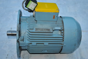 3кв (2390 просмотров) <a class='original' href='./download/file.php?id=103469&mode=view' target=_blank>Загрузить оригинал (3.65 МБ)</a>