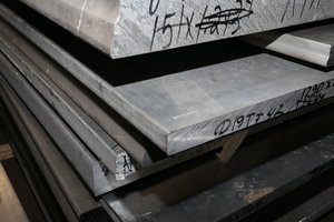 В центре: плита Д19Т =42мм (4852 просмотра) <a class='original' href='./download/file.php?id=103509&mode=view' target=_blank>Загрузить оригинал (7.47 МБ)</a>