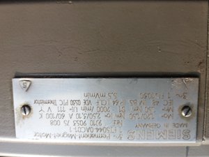 siemens 1FT5044 (1997 просмотров) <a class='original' href='./download/file.php?id=104365&mode=view' target=_blank>Загрузить оригинал (3.16 МБ)</a>