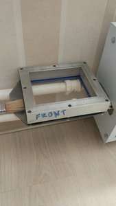 кювета с залитым силиконом сохнет на батарее (6279 просмотров) <a class='original' href='./download/file.php?id=105445&mode=view' target=_blank>Загрузить оригинал (139.92 КБ)</a>