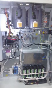 внутри шкафа (13908 просмотров) <a class='original' href='./download/file.php?id=106628&mode=view' target=_blank>Загрузить оригинал (258.07 КБ)</a>