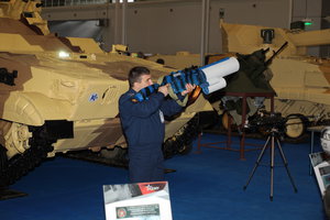 Эта приспособа для &quot;гашения&quot; дронов. Коптеры и наши грузовики действительно переставали слушаться (5816 просмотров) <a class='original' href='./download/file.php?id=107866&mode=view' target=_blank>Загрузить оригинал (7.15 МБ)</a>