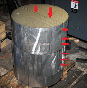 Заготовки-таблетки из прутка Ø500mm АК4-1 заказчик попросил порезать на горбушки пополам (5695 просмотров) <a class='original' href='./download/file.php?id=108405&mode=view' target=_blank>Загрузить оригинал (2.9 МБ)</a>