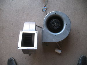 С камеры май 2017 062.JPG (5475 просмотров) <a class='original' href='./download/file.php?id=110834&sid=16e0c1eeb58eacf8df6fc371e4de5c8a&mode=view' target=_blank>Загрузить оригинал (4.27 МБ)</a>