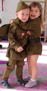 9мая2.jpg (12235 просмотров) <a class='original' href='./download/file.php?id=111018&mode=view' target=_blank>Загрузить оригинал (37.42 КБ)</a>