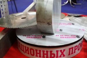 Никакого волшебства--две лыски и пропилили паз. Материал В95Т1. Ракурс неудачный. (8024 просмотра) <a class='original' href='./download/file.php?id=111641&mode=view' target=_blank>Загрузить оригинал (6.77 МБ)</a>