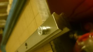 ну и как предполагалось не без приключений,<br /> шляпки болтов м6 которые купил на направляющие не лезут в  них! какие должны быть болты, не может же быть что они прикручиваются на м5!? или тут какой то не стандарт? направляющие 20мм. (8183 просмотра) <a class='original' href='./download/file.php?id=112480&mode=view' target=_blank>Загрузить оригинал (1.96 МБ)</a>