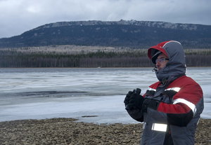 Опять зима козел пришёл ) Дико извиняюсь за сцену табакокурения. (2698 просмотров) <a class='original' href='./download/file.php?id=112697&mode=view' target=_blank>Загрузить оригинал (380.87 КБ)</a>