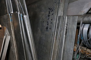 Остатки листов, ставим в стеллаж. Вдруг кому-то с царапинкой  подойдёт. (3623 просмотра) <a class='original' href='./download/file.php?id=114411&mode=view' target=_blank>Загрузить оригинал (8.92 МБ)</a>