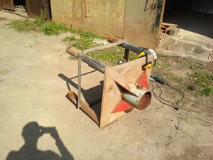 намутил стол за 2к (2931 просмотр) <a class='original' href='./download/file.php?id=117118&mode=view' target=_blank>Загрузить оригинал (2.76 МБ)</a>