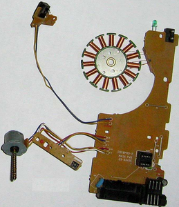 Плата MITSUMI -d359m3d.png (3375 просмотров) <a class='original' href='./download/file.php?id=11830&mode=view' target=_blank>Загрузить оригинал (621.57 КБ)</a>