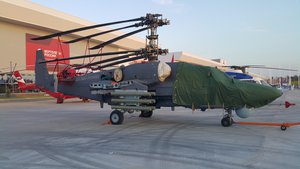 Демонстрационные образцы вертолётов,  напротив входа в парк &quot;ПАТРИОТ&quot; (18669 просмотров) <a class='original' href='./download/file.php?id=118400&mode=view' target=_blank>Загрузить оригинал (3.21 МБ)</a>