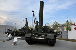 Боевая техника на открытой экспозиции в парке Патриот на АРМИЯ-2017 (18308 просмотров) <a class='original' href='./download/file.php?id=119293&mode=view' target=_blank>Загрузить оригинал (4.05 МБ)</a>