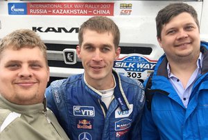 Этои КАМАЗ был призёром на Шёлковом пути, мы так поняли (18276 просмотров) <a class='original' href='./download/file.php?id=119333&mode=view' target=_blank>Загрузить оригинал (894.92 КБ)</a>