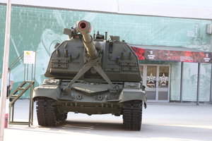 Военная техника на МВТФ «АРМИЯ-2017», открытая экспозиция, около пав. А (18115 просмотров) <a class='original' href='./download/file.php?id=119524&mode=view' target=_blank>Загрузить оригинал (7.67 МБ)</a>