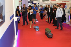 Вылазки грузовиков на выставке-форуме АРМИЯ-2017, Кубинка (18053 просмотра) <a class='original' href='./download/file.php?id=119626&mode=view' target=_blank>Загрузить оригинал (7.06 МБ)</a>