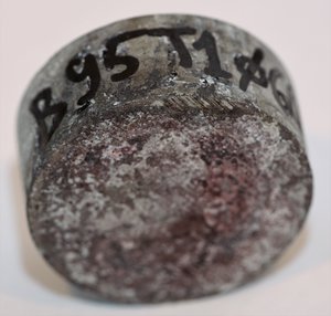 IMG_9043_ОБРАЗЕЦ ПРУТКА В95Т1 Ø60mm.JPG (10090 просмотров) <a class='original' href='./download/file.php?id=120989&mode=view' target=_blank>Загрузить оригинал (1.1 МБ)</a>