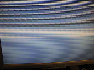 Картинка на монике при выходе из спящего режима. Это дрова или видюха? (2520 просмотров) <a class='original' href='./download/file.php?id=122583&mode=view' target=_blank>Загрузить оригинал (1.78 МБ)</a>