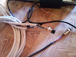 Концы моторов с разъемами. На моторах - ответные. (4437 просмотров) <a class='original' href='./download/file.php?id=124410&mode=view' target=_blank>Загрузить оригинал (138.31 КБ)</a>