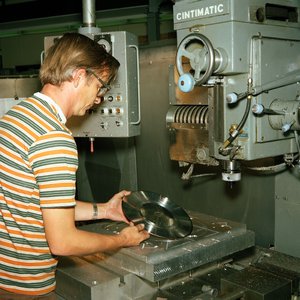 ФОТО ВОЯДЖЕР ПЛАСТИНКА МЕЖЗВЁЗДНОЕ ПОСЛАНИЕ ФРЕЗЕРОВКА.jpg (4291 просмотр) <a class='original' href='./download/file.php?id=125887&mode=view' target=_blank>Загрузить оригинал (287.36 КБ)</a>