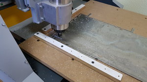 крепление листа на стол. (12106 просмотров) <a class='original' href='./download/file.php?id=126673&mode=view' target=_blank>Загрузить оригинал (3.03 МБ)</a>