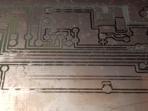 Нижняя середина платы, дорожки так же местами не профрезерованны до конца (10003 просмотра) <a class='original' href='./download/file.php?id=126751&mode=view' target=_blank>Загрузить оригинал (2.48 МБ)</a>