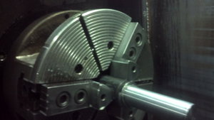 патрон в сборе. - планшайба весч! ( там есть мелкие Т пазы для крепления мелких оснасток и упоров. (11836 просмотров) <a class='original' href='./download/file.php?id=130738&mode=view' target=_blank>Загрузить оригинал (516.77 КБ)</a>