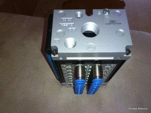 большая дыра это вовсе не подвод воздуха, как я думал, а выхлоп. (6032 просмотра) <a class='original' href='./download/file.php?id=13251&mode=view' target=_blank>Загрузить оригинал (278.75 КБ)</a>