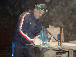 Ручной фрезер макита 2300 (8129 просмотров) <a class='original' href='./download/file.php?id=134103&mode=view' target=_blank>Загрузить оригинал (153.32 КБ)</a>