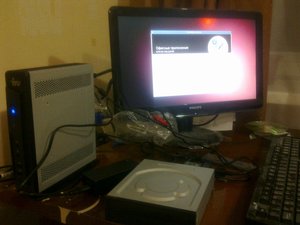 для сравнения размера с приводом обычным))) (2325 просмотров) <a class='original' href='./download/file.php?id=13425&mode=view' target=_blank>Загрузить оригинал (152.79 КБ)</a>