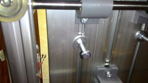 На микрики нажимают эти болты (2197 просмотров) <a class='original' href='./download/file.php?id=134425&mode=view' target=_blank>Загрузить оригинал (530.45 КБ)</a>