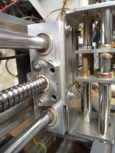 Вид на линейные подшипники с другой стороны (3078 просмотров) <a class='original' href='./download/file.php?id=135249&mode=view' target=_blank>Загрузить оригинал (6.32 МБ)</a>