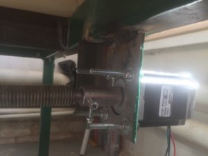 С дальней стороны вот такая история. Это по У, как вы понимаете. По Х, все верно, есть опорный подшипник. (1547 просмотров) <a class='original' href='./download/file.php?id=135991&mode=view' target=_blank>Загрузить оригинал (66.61 КБ)</a>