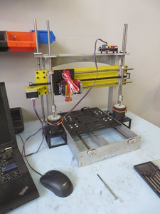 Собрал, пошевелил осями... (7974 просмотра) <a class='original' href='./download/file.php?id=136735&mode=view' target=_blank>Загрузить оригинал (2.42 МБ)</a>