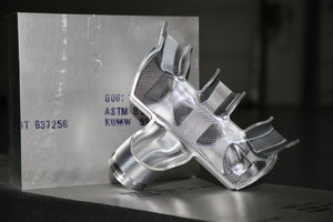 Какая-то деталь из какого-то АД33Т1 (6883 просмотра) <a class='original' href='./download/file.php?id=136794&mode=view' target=_blank>Загрузить оригинал (8.49 МБ)</a>