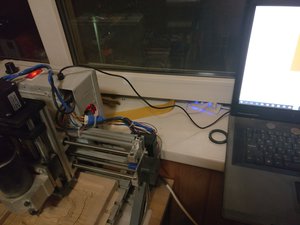 выходит сверху и воткнут ссади (17105 просмотров) <a class='original' href='./download/file.php?id=137246&mode=view' target=_blank>Загрузить оригинал (2.94 МБ)</a>