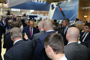 H55R6330.JPG (13440 просмотров) <a class='original' href='./download/file.php?id=139001&mode=view' target=_blank>Загрузить оригинал (8.92 МБ)</a>