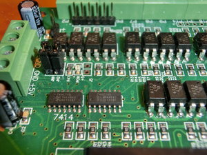 74HC14D (4247 просмотров) <a class='original' href='./download/file.php?id=13928&mode=view' target=_blank>Загрузить оригинал (6.54 МБ)</a>