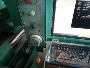 Маховик ручных перемещений и переключатель стоп шпиндель-стоп подача (3458 просмотров) <a class='original' href='./download/file.php?id=140472&mode=view' target=_blank>Загрузить оригинал (4.14 МБ)</a>