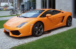 Orange_Lamborghini_Gallardo_LP560_fl.JPG (1591 просмотр) <a class='original' href='./download/file.php?id=141386&mode=view' target=_blank>Загрузить оригинал (3.05 МБ)</a>