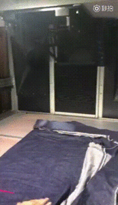 джинсы-4606932.gif (2895 просмотров) <a class='original' href='./download/file.php?id=143477&mode=view' target=_blank>Загрузить оригинал (28.91 МБ)</a>