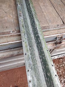 Коррозия деталей из Д16 в растворе лёгкой химии. (2340 просмотров) <a class='original' href='./download/file.php?id=148455&mode=view' target=_blank>Загрузить оригинал (2.44 МБ)</a>