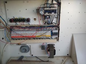 Шкаф главного, пока без частотника (3389 просмотров) <a class='original' href='./download/file.php?id=150099&mode=view' target=_blank>Загрузить оригинал (1.42 МБ)</a>