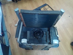 вид с верху. с права видна коробка с электроникой. (11814 просмотров) <a class='original' href='./download/file.php?id=151300&mode=view' target=_blank>Загрузить оригинал (4.3 МБ)</a>