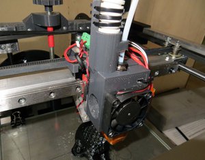 016 H-BOT на квадратном профиле 8 11 2018.JPG (3070 просмотров) <a class='original' href='./download/file.php?id=152665&mode=view' target=_blank>Загрузить оригинал (126.8 КБ)</a>