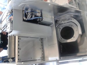 Без одежды. Видна ось Y на литом каркасе. (12490 просмотров) <a class='original' href='./download/file.php?id=15318&mode=view' target=_blank>Загрузить оригинал (1.69 МБ)</a>